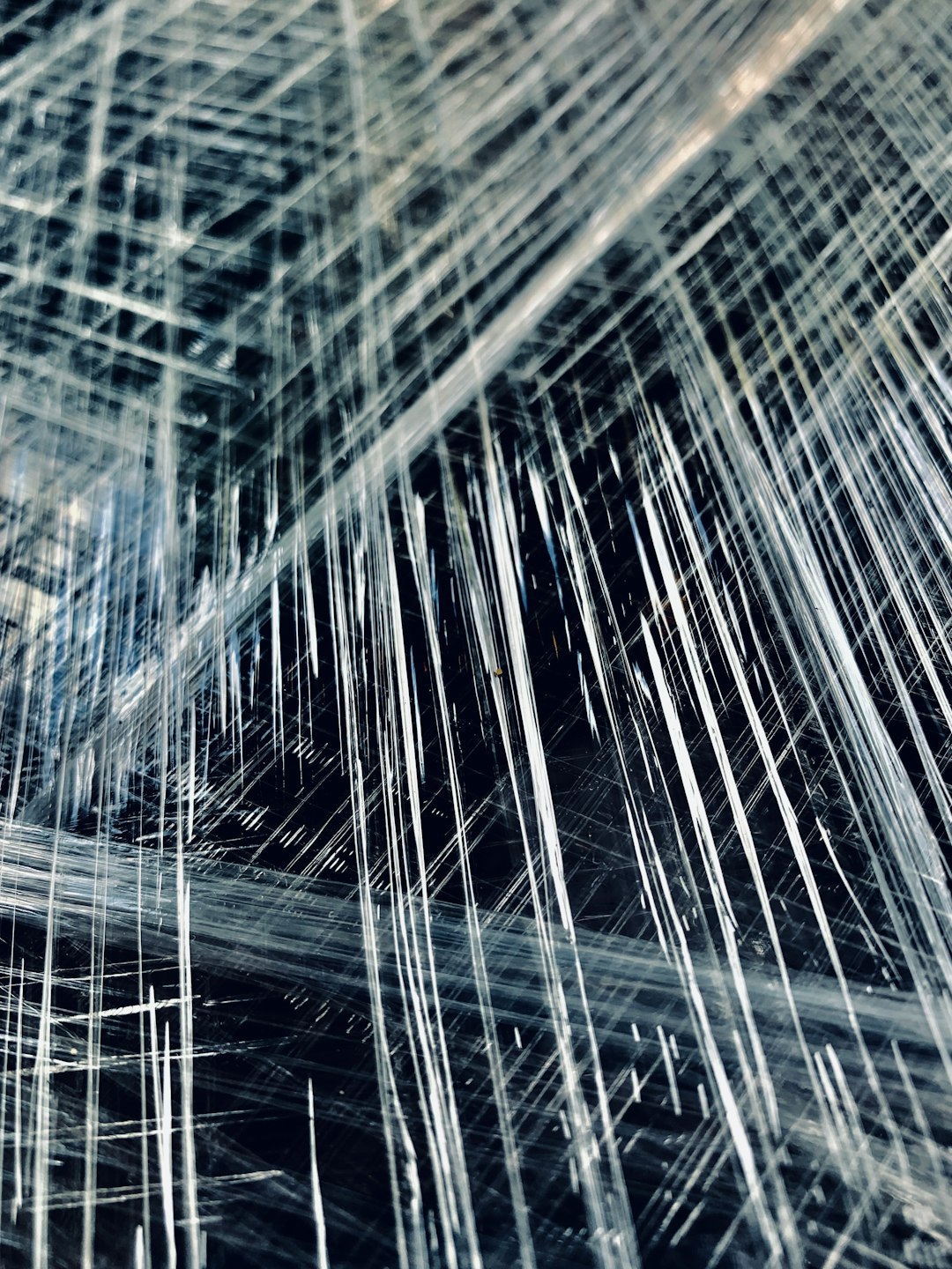 a-black-and-white-photo-of-a-bunch-of-lines-p9qn-kzhjvu